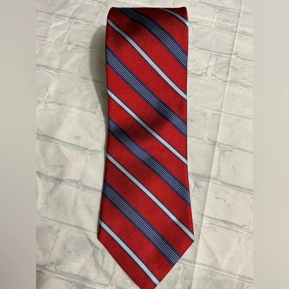 TOMMY HILFIGER RED BLUE WHITE STRIPES SILK REPP NECKTIE TIE